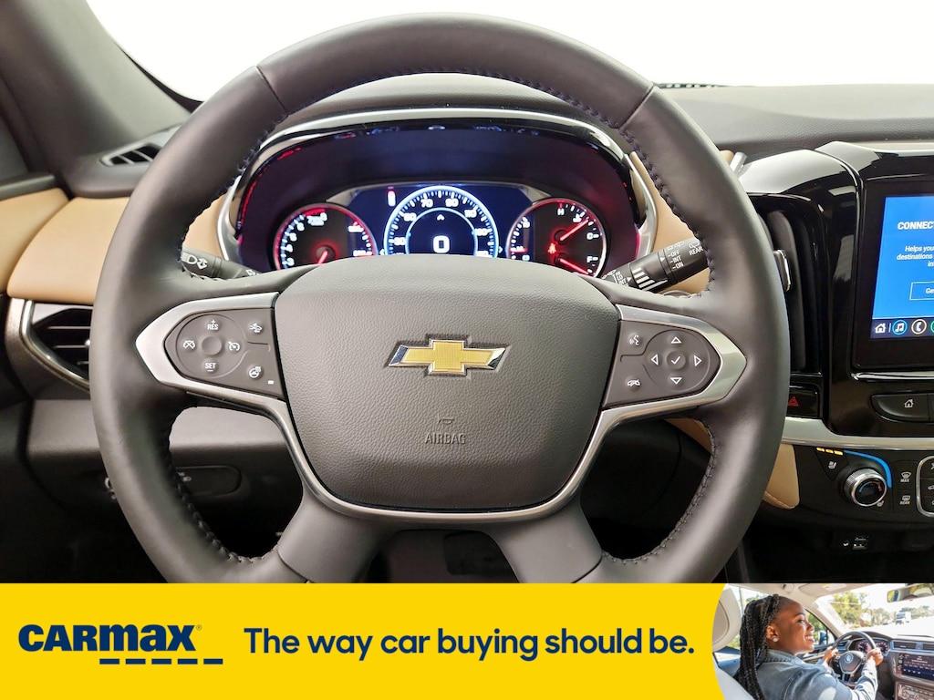 used 2022 Chevrolet Traverse car, priced at $34,998