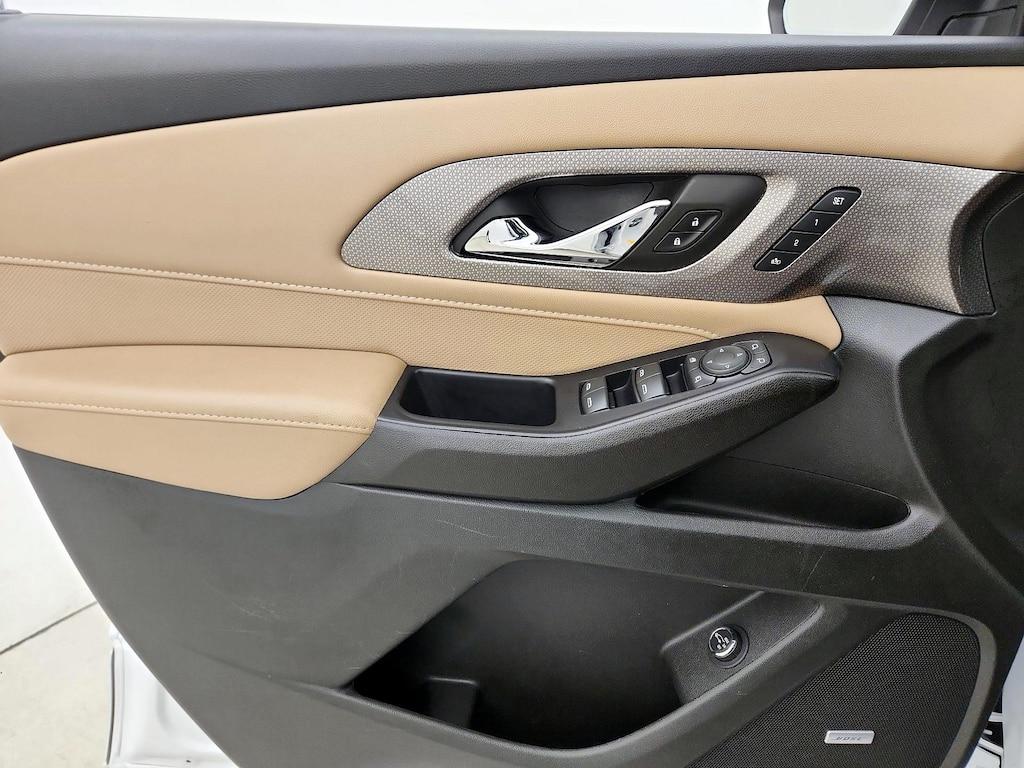 used 2022 Chevrolet Traverse car, priced at $34,998