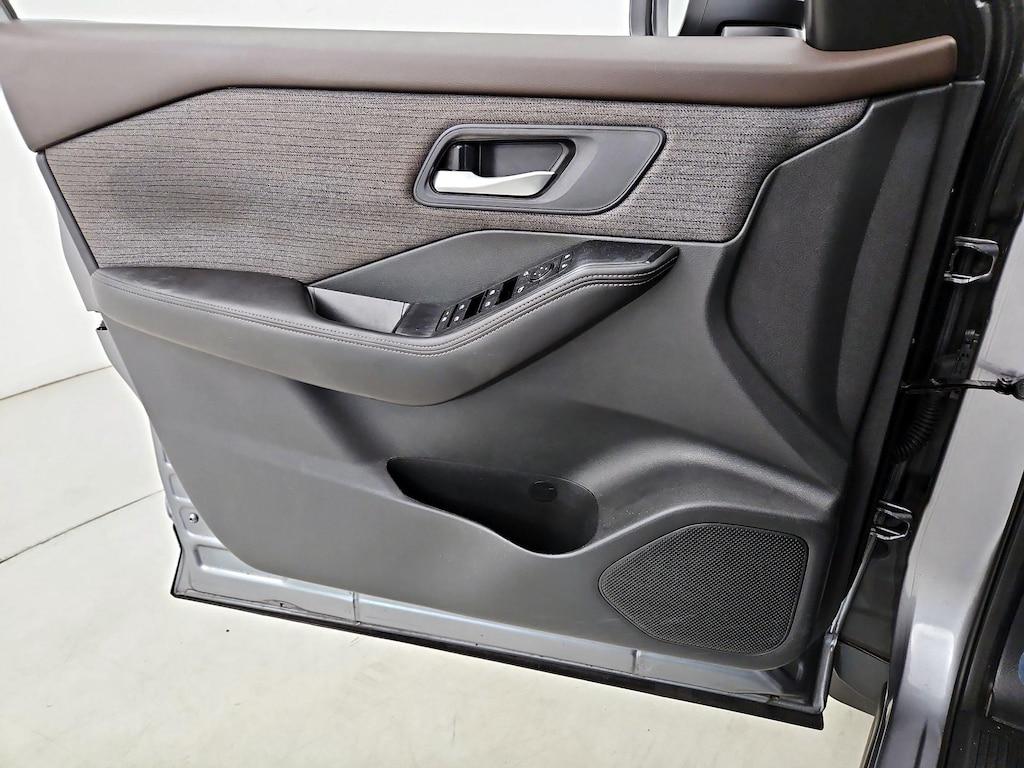 used 2022 Nissan Rogue car, priced at $18,998