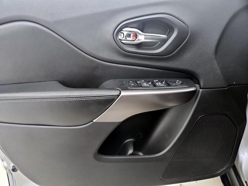 used 2019 Jeep Cherokee car, priced at $16,998