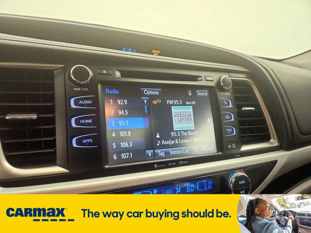 used 2019 Toyota Highlander car, priced at $28,998
