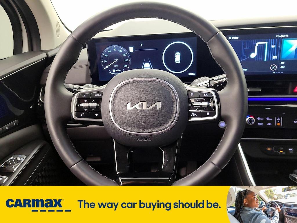 used 2025 Kia Carnival car, priced at $48,998