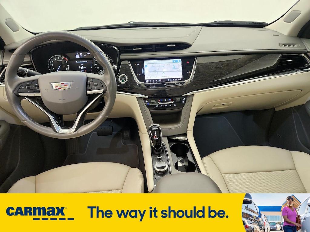 used 2021 Cadillac XT6 car, priced at $34,998