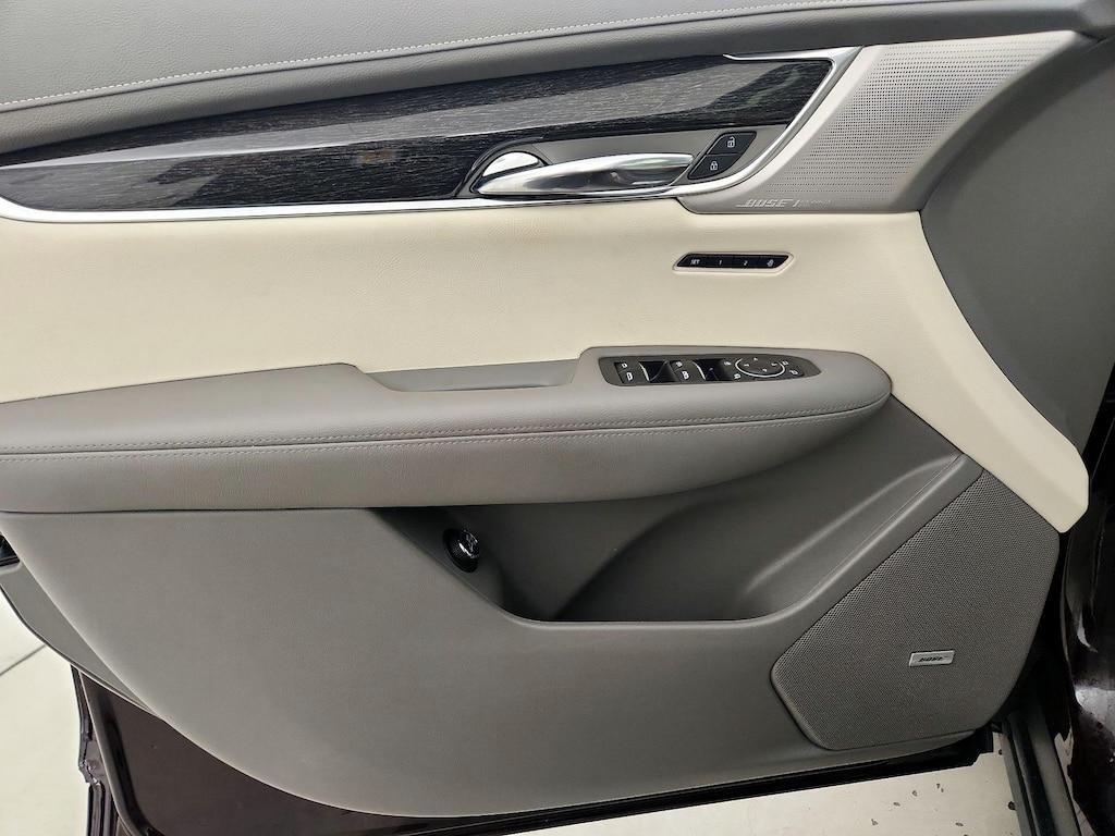 used 2021 Cadillac XT6 car, priced at $34,998