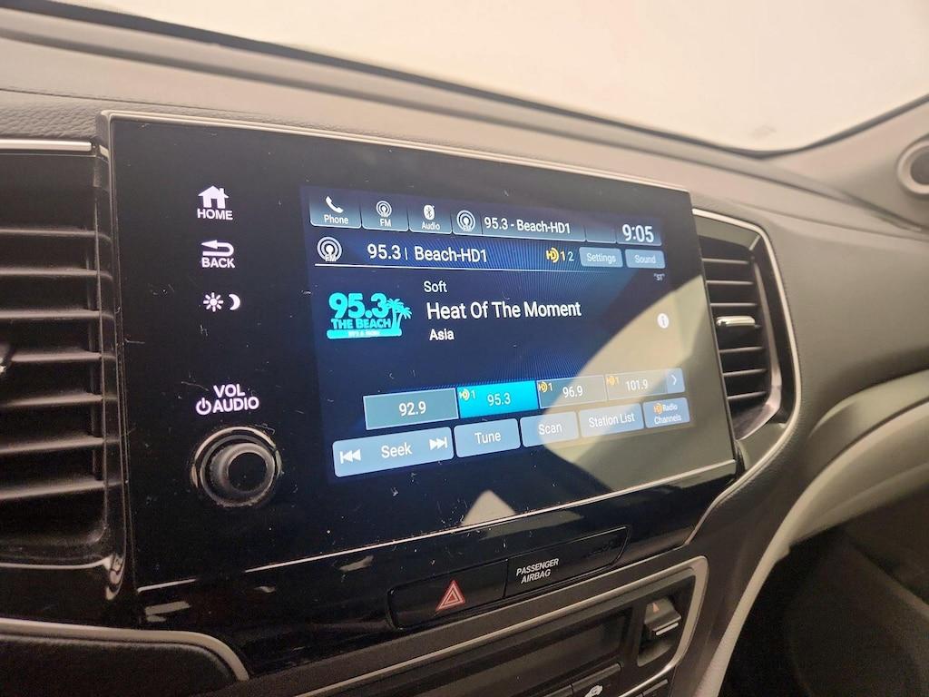 used 2020 Honda Pilot car, priced at $23,998