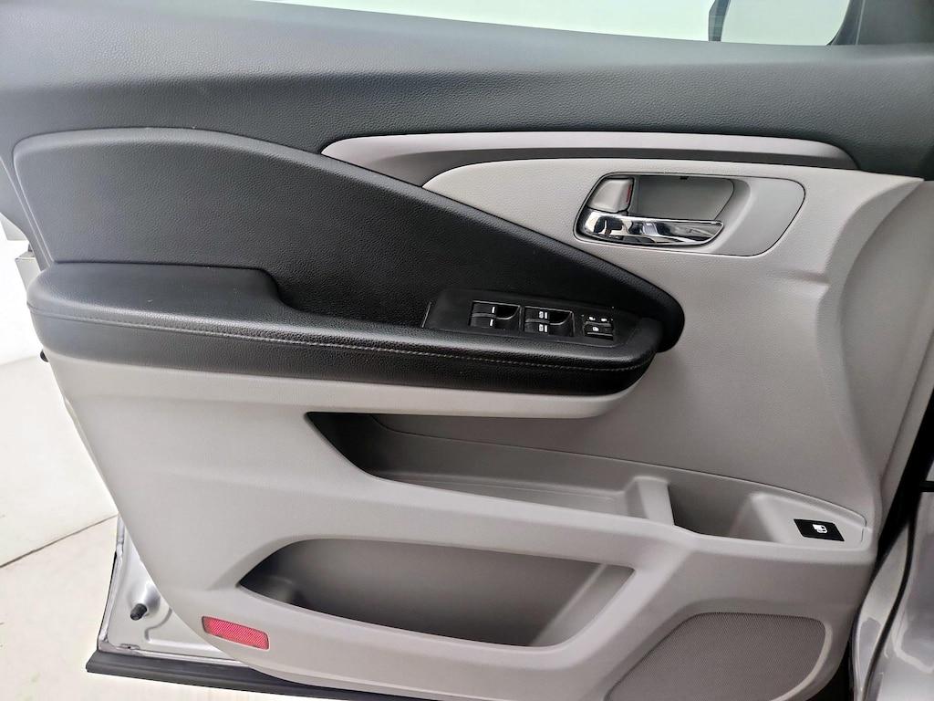 used 2020 Honda Pilot car, priced at $23,998