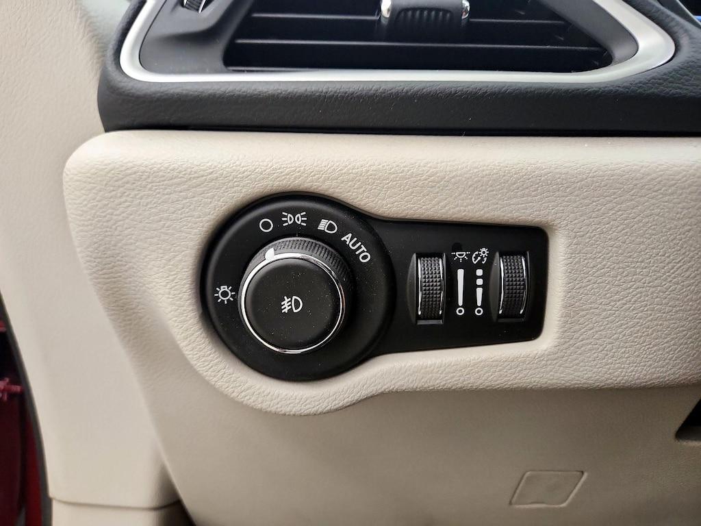 used 2017 Chrysler Pacifica car, priced at $20,998