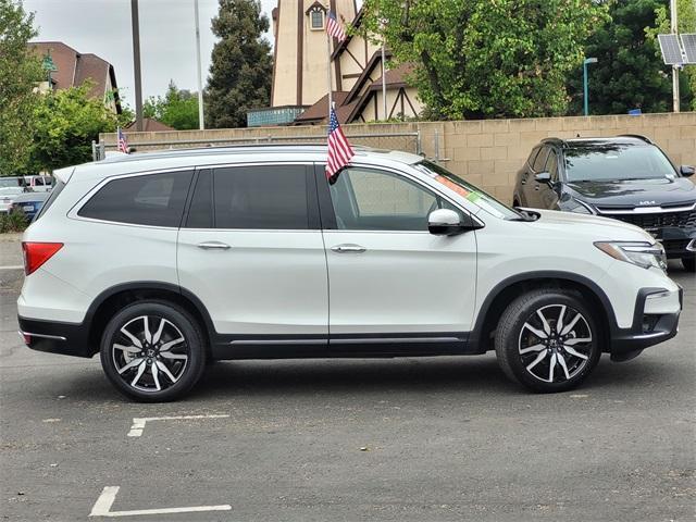 used 2022 Honda Pilot car, priced at $35,999