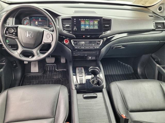 used 2022 Honda Pilot car, priced at $35,999