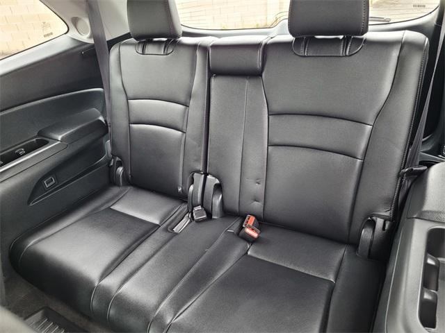 used 2022 Honda Pilot car, priced at $35,999