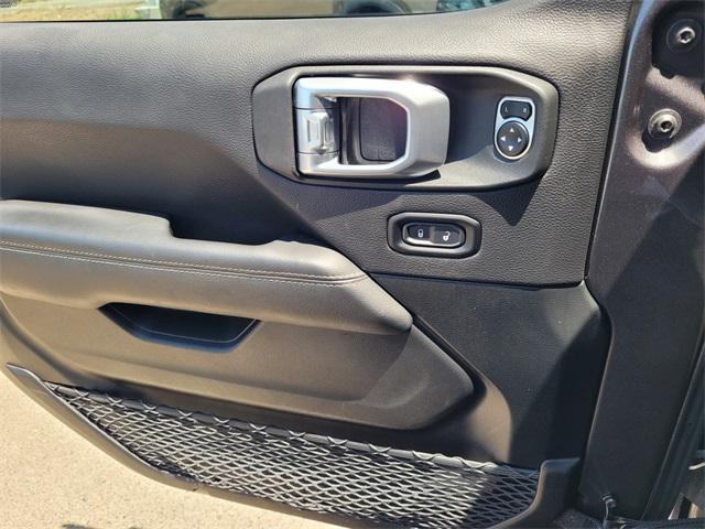 used 2021 Jeep Gladiator car, priced at $34,173