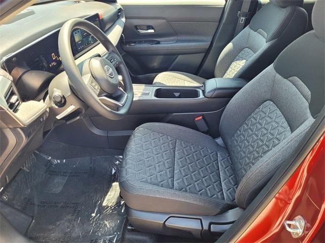 new 2025 Nissan Kicks car, priced at $25,361