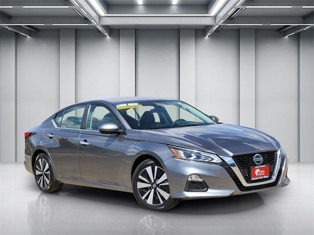 used 2022 Nissan Altima car, priced at $18,899