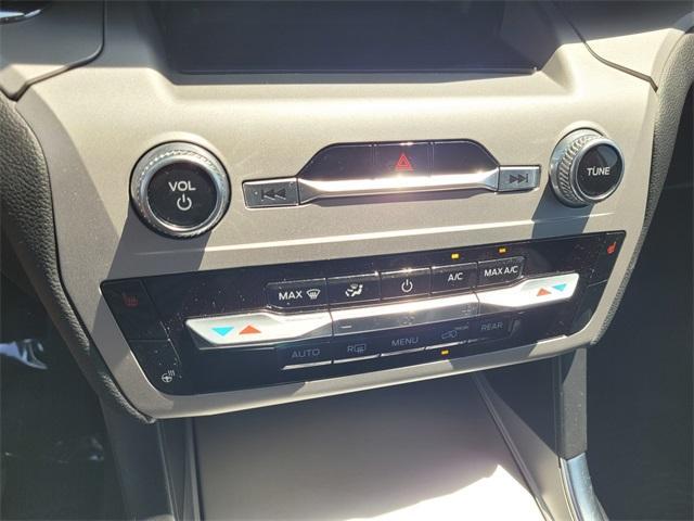 used 2024 Ford Explorer car, priced at $29,899