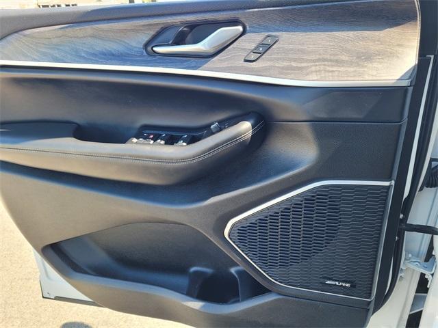 used 2023 Jeep Grand Cherokee car, priced at $29,187