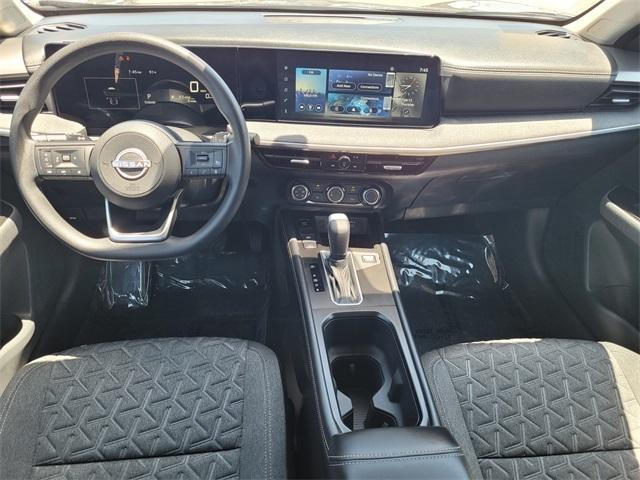 new 2025 Nissan Kicks car, priced at $25,561