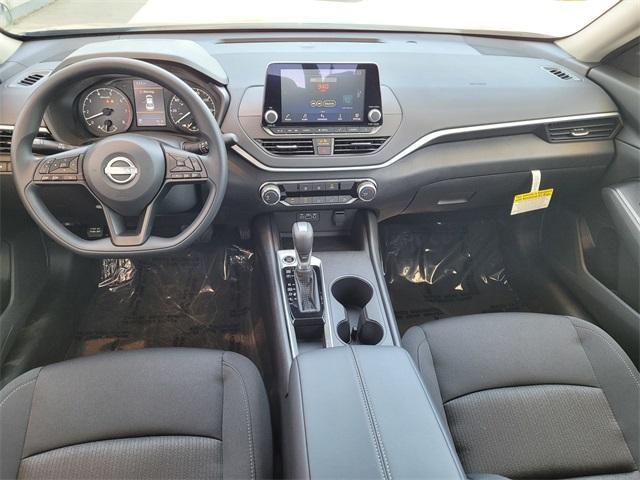 new 2025 Nissan Altima car, priced at $26,200