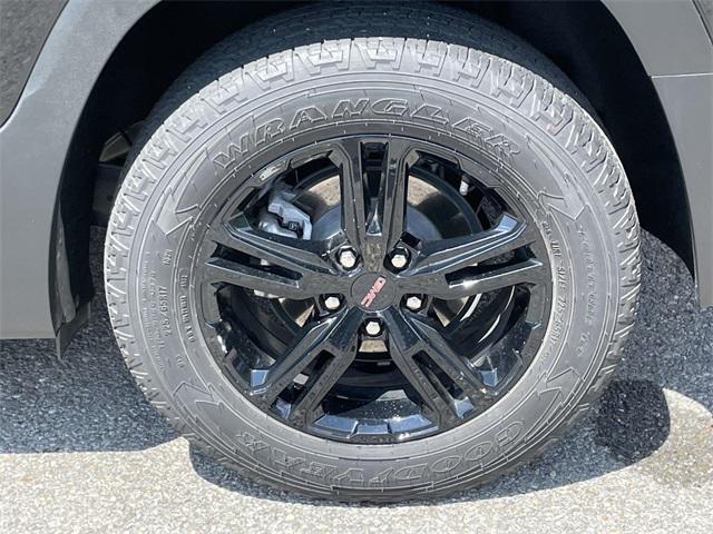 used 2022 GMC Terrain car, priced at $28,290