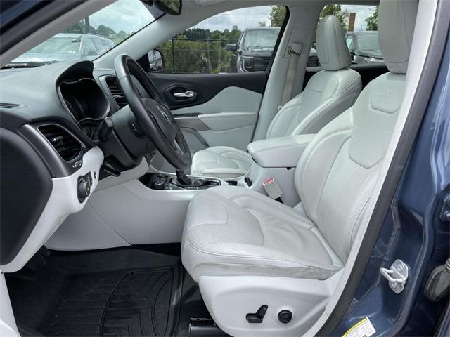 used 2019 Jeep Cherokee car, priced at $16,547