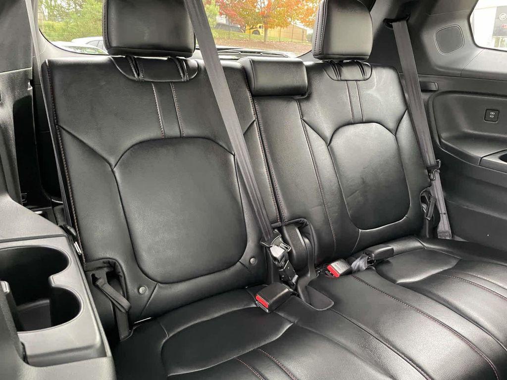 used 2025 Honda Pilot car, priced at $48,899