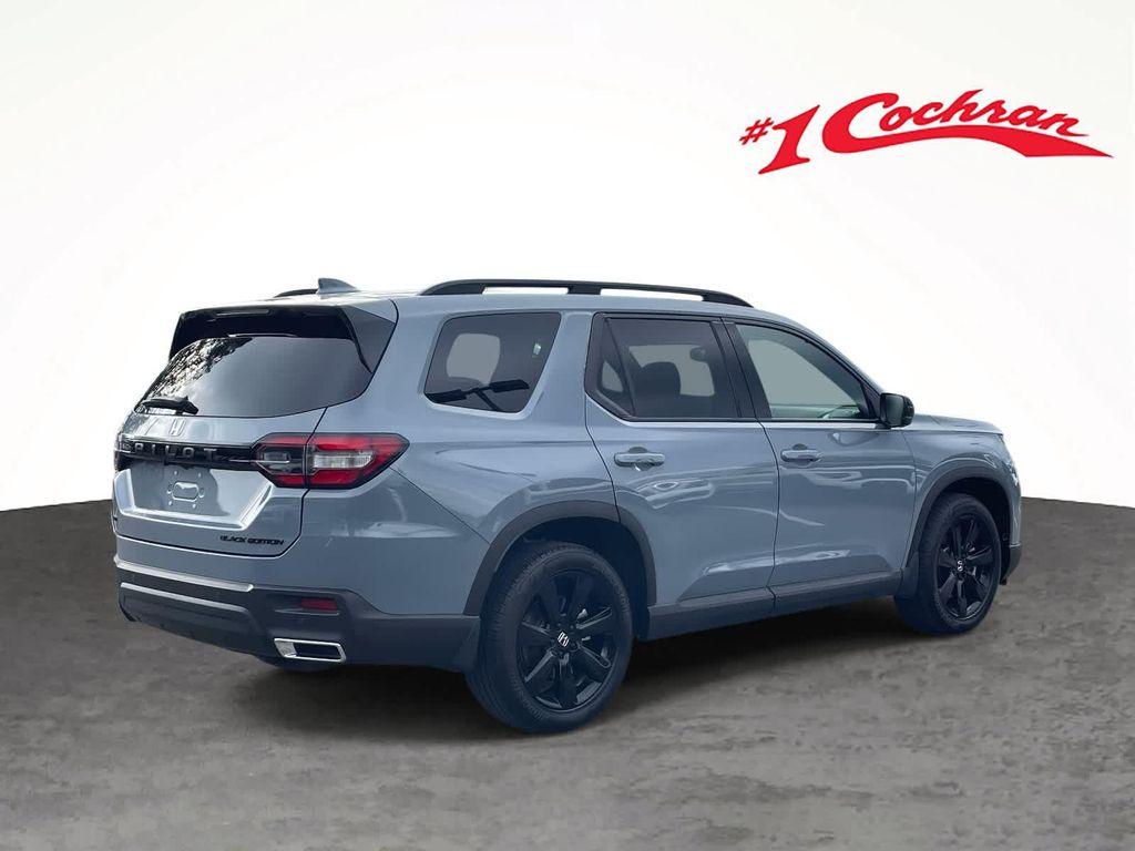 used 2025 Honda Pilot car, priced at $48,899