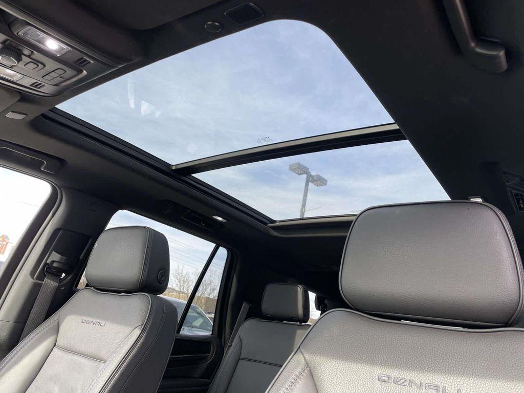 used 2023 GMC Yukon car, priced at $64,915