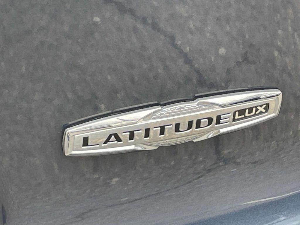 used 2021 Jeep Cherokee car, priced at $21,500