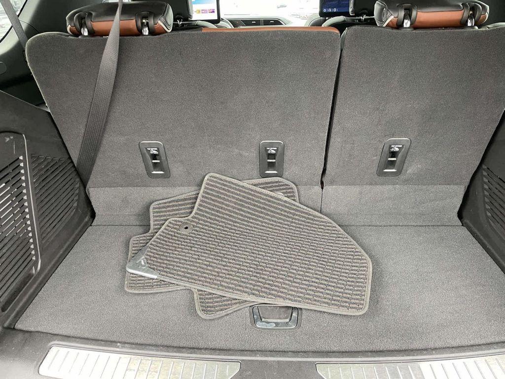 used 2023 GMC Yukon car, priced at $73,560