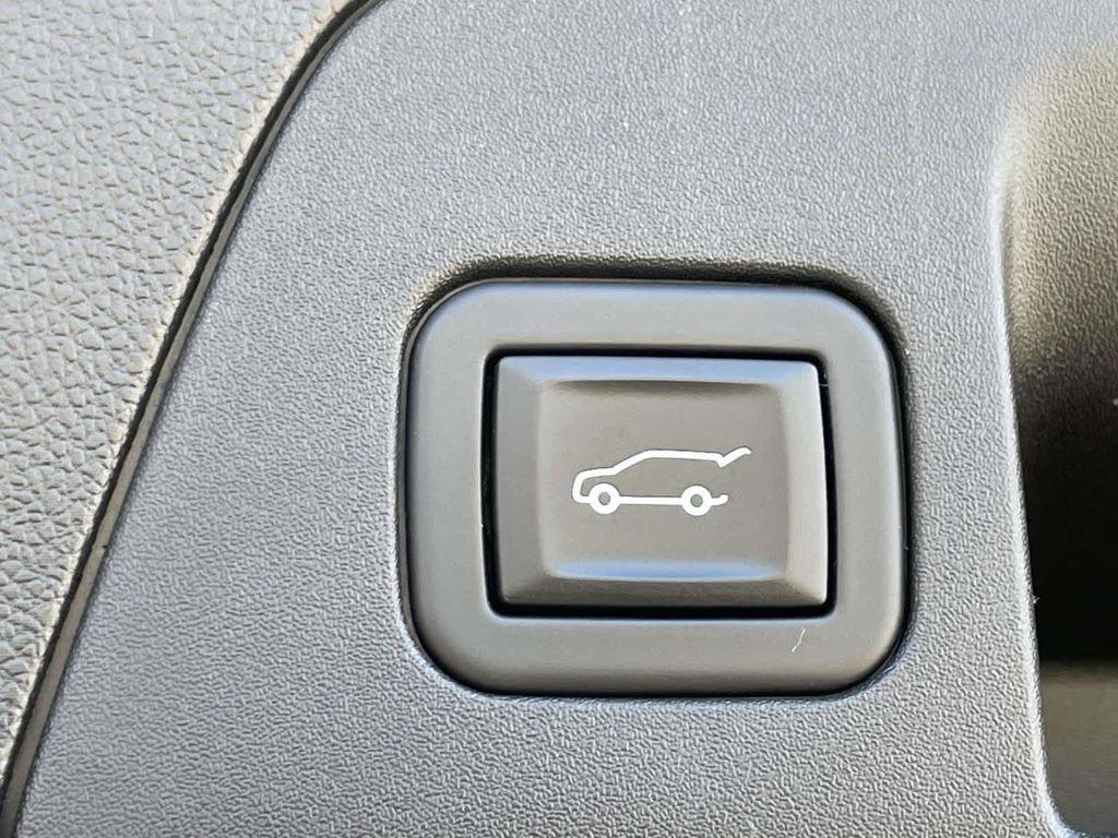 used 2023 Buick Envision car, priced at $21,978