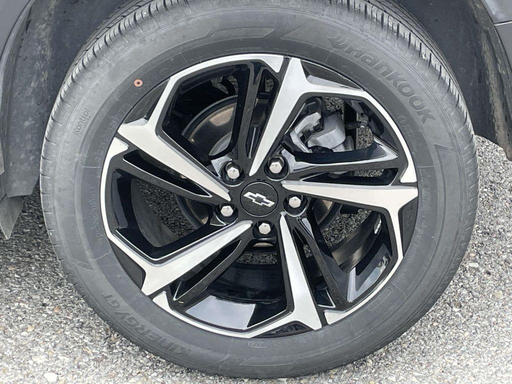 used 2023 Chevrolet TrailBlazer car, priced at $24,916