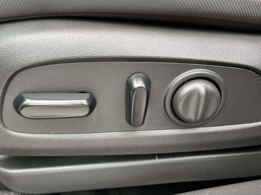 used 2023 Chevrolet TrailBlazer car, priced at $24,916