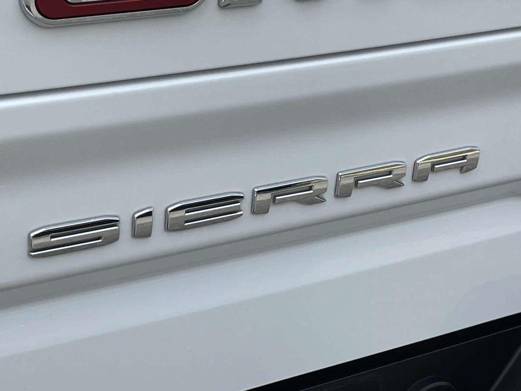 used 2022 GMC Sierra 1500 car, priced at $37,223