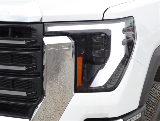 new 2024 GMC Sierra 3500 car, priced at $45,104