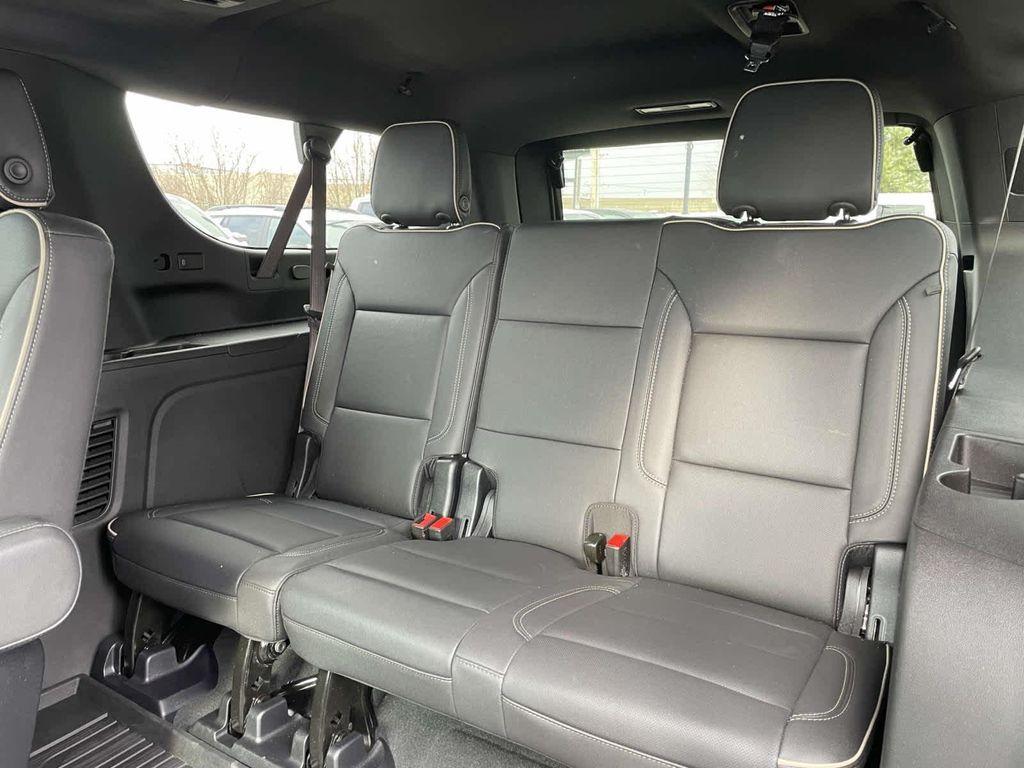 used 2025 GMC Yukon XL car, priced at $69,973