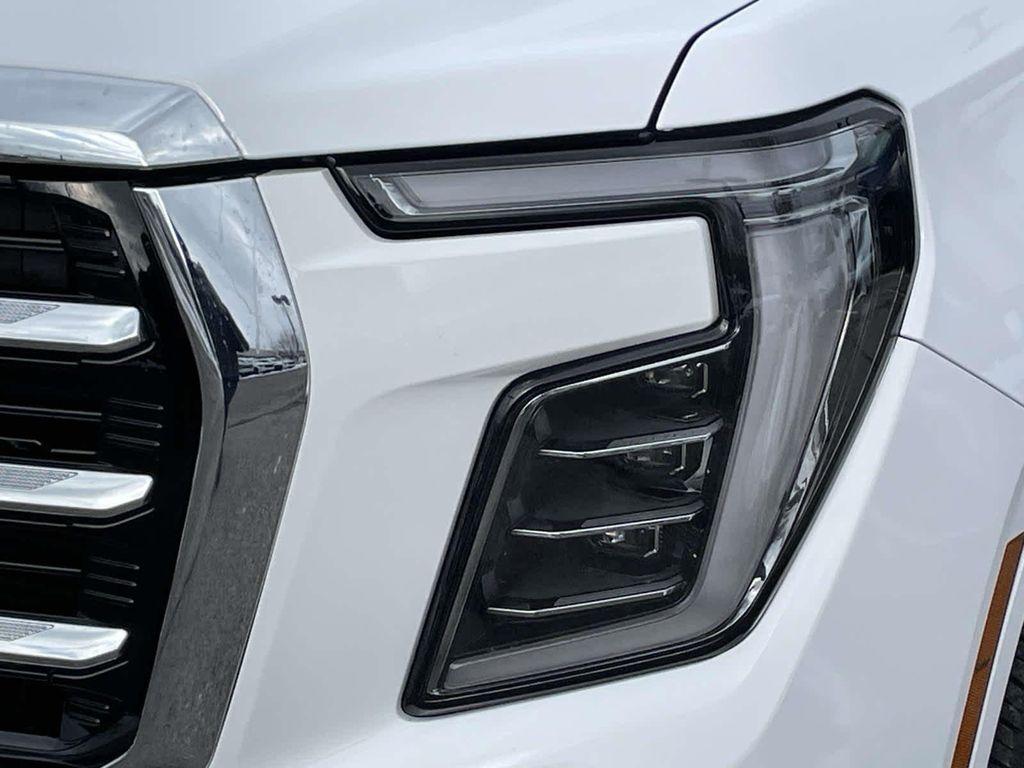used 2025 GMC Yukon XL car, priced at $69,973