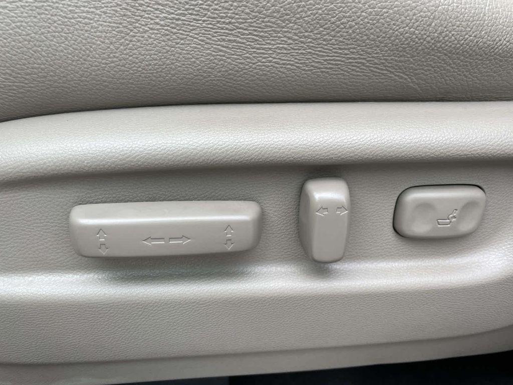 used 2022 Honda Pilot car, priced at $29,000