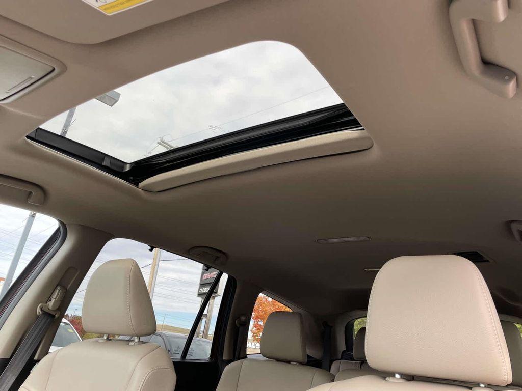 used 2022 Honda Pilot car, priced at $29,000