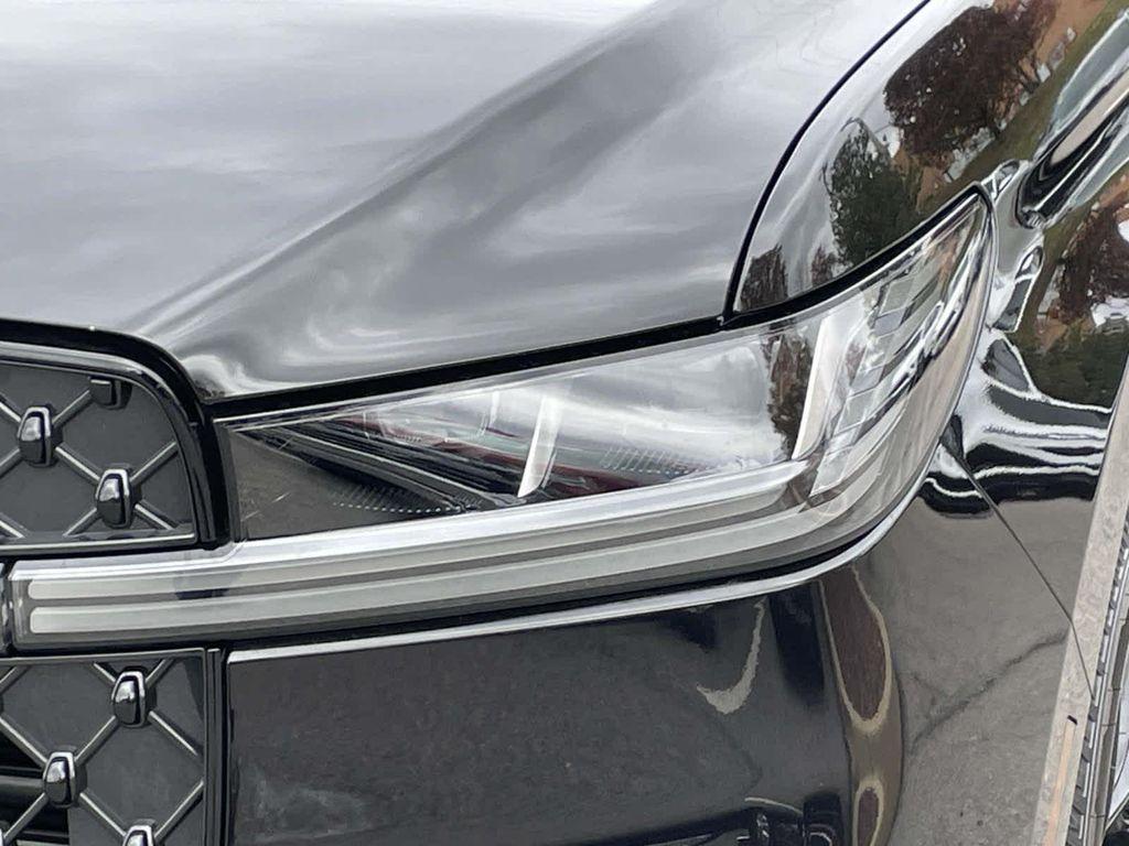 used 2025 Lincoln Navigator car, priced at $95,852