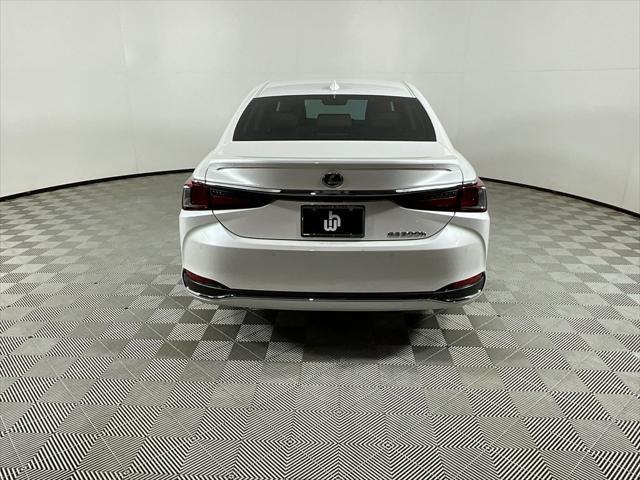 used 2023 Lexus ES 300h car, priced at $35,591