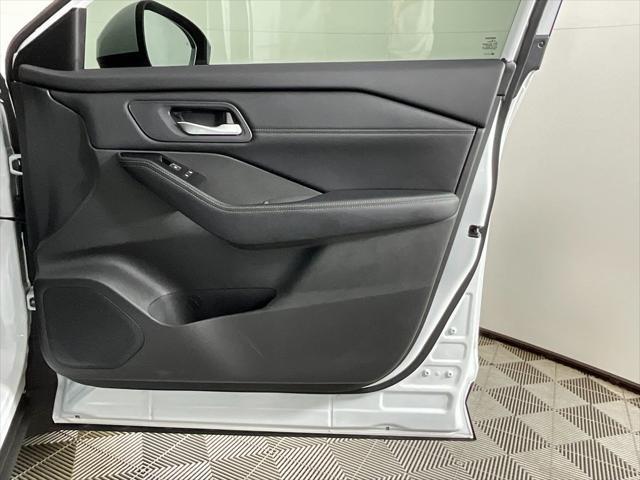 used 2024 Nissan Rogue car, priced at $30,991