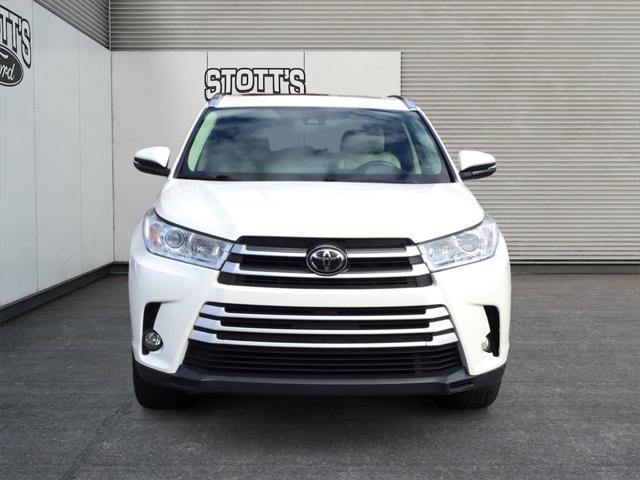 used 2017 Toyota Highlander car, priced at $22,998