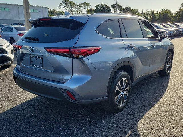 used 2023 Toyota Highlander car, priced at $34,979