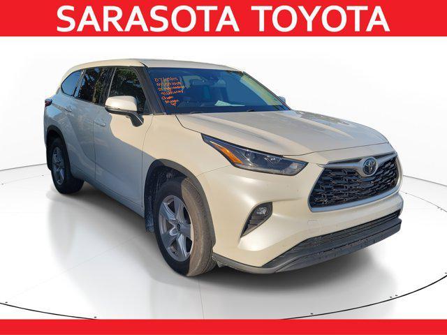 used 2021 Toyota Highlander car, priced at $23,532