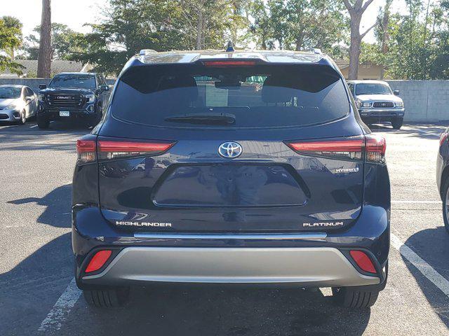 used 2021 Toyota Highlander Hybrid car, priced at $36,499