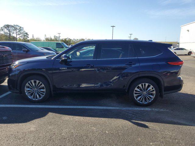 used 2021 Toyota Highlander Hybrid car, priced at $36,499