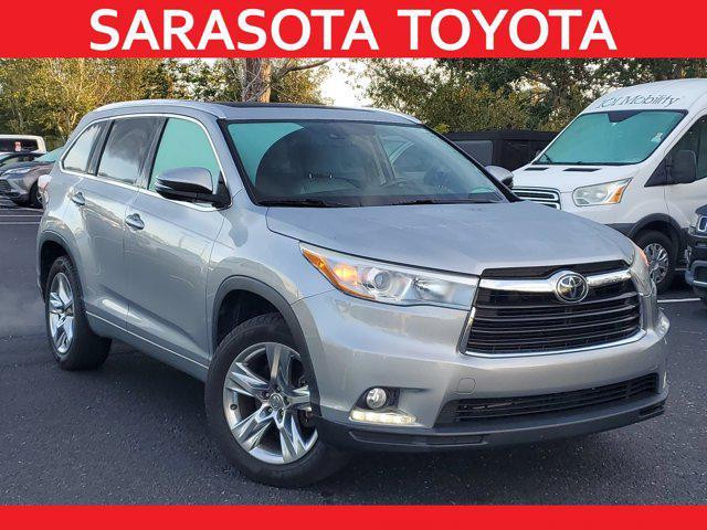 used 2015 Toyota Highlander car, priced at $22,995