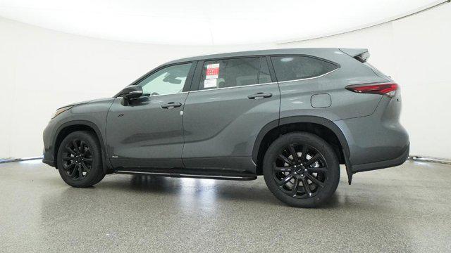 new 2025 Toyota Highlander Hybrid car, priced at $53,085