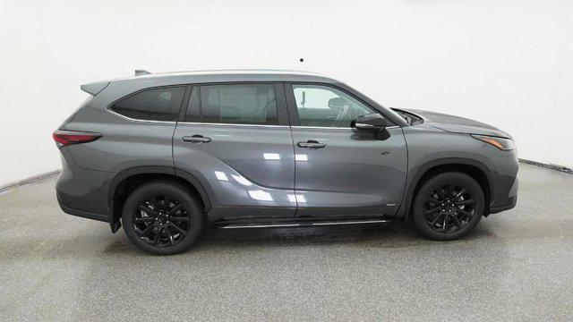 new 2025 Toyota Highlander Hybrid car, priced at $53,085