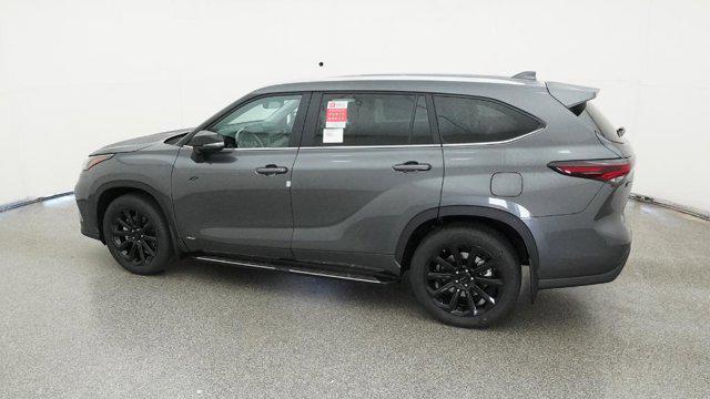 new 2025 Toyota Highlander Hybrid car, priced at $53,085