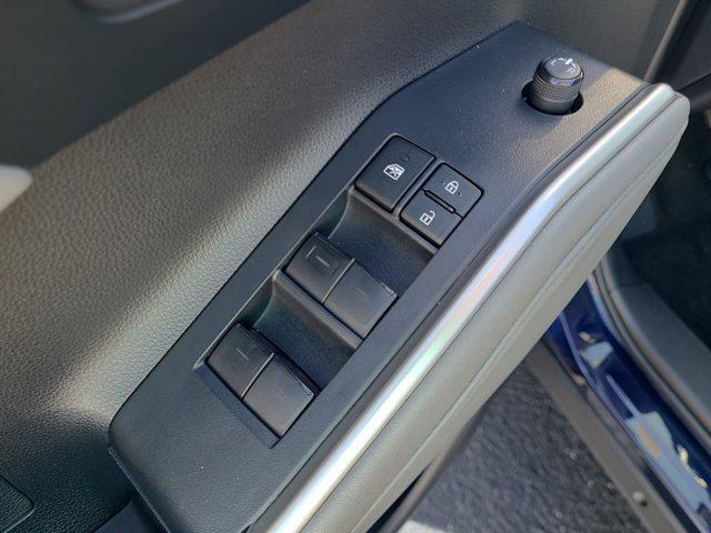 used 2023 Toyota Highlander car, priced at $28,299